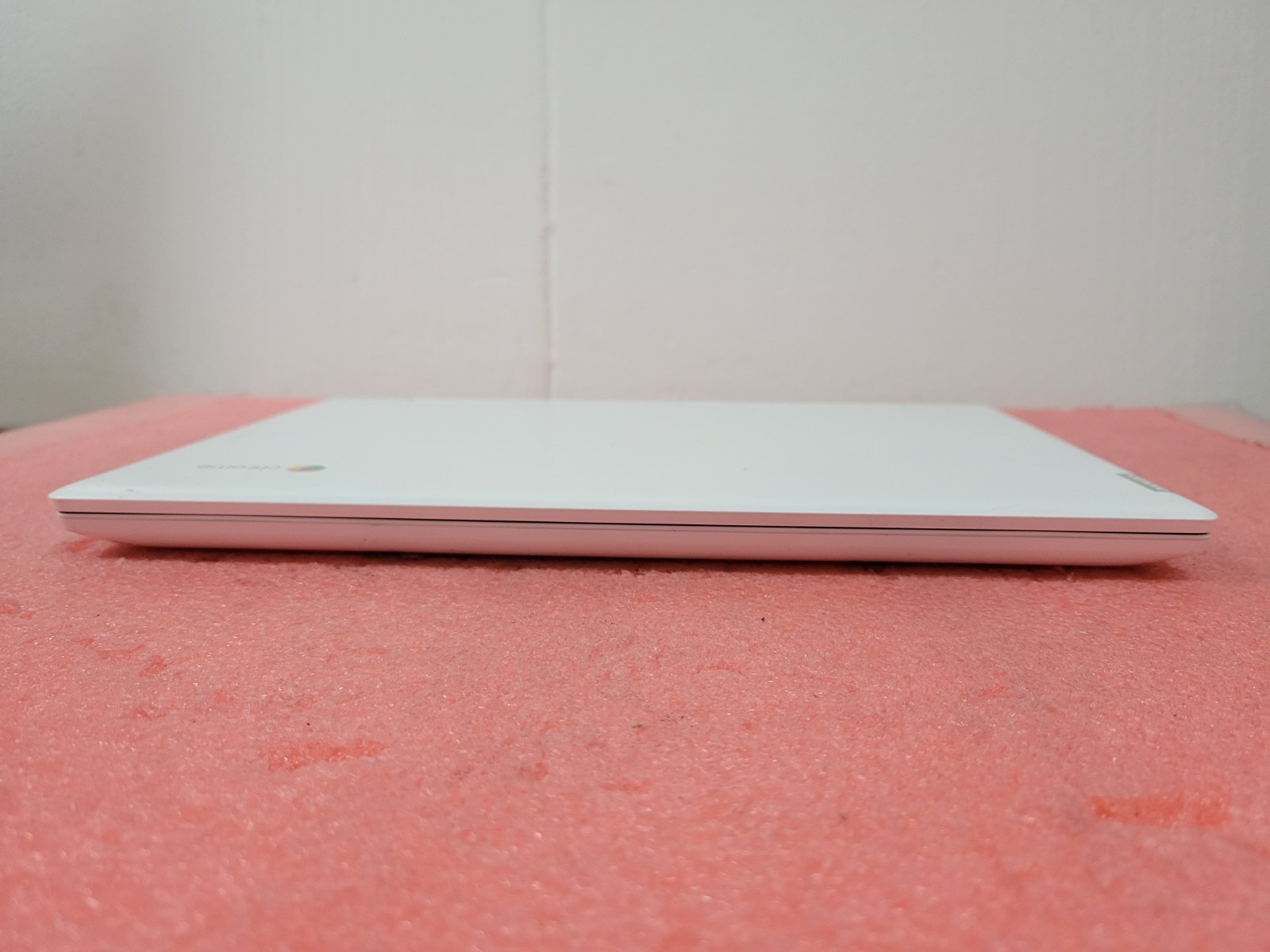 Lenovo Chromebook C330 MediaTek MT8173 4GB RAM 64GB SSD w/PA | LP490