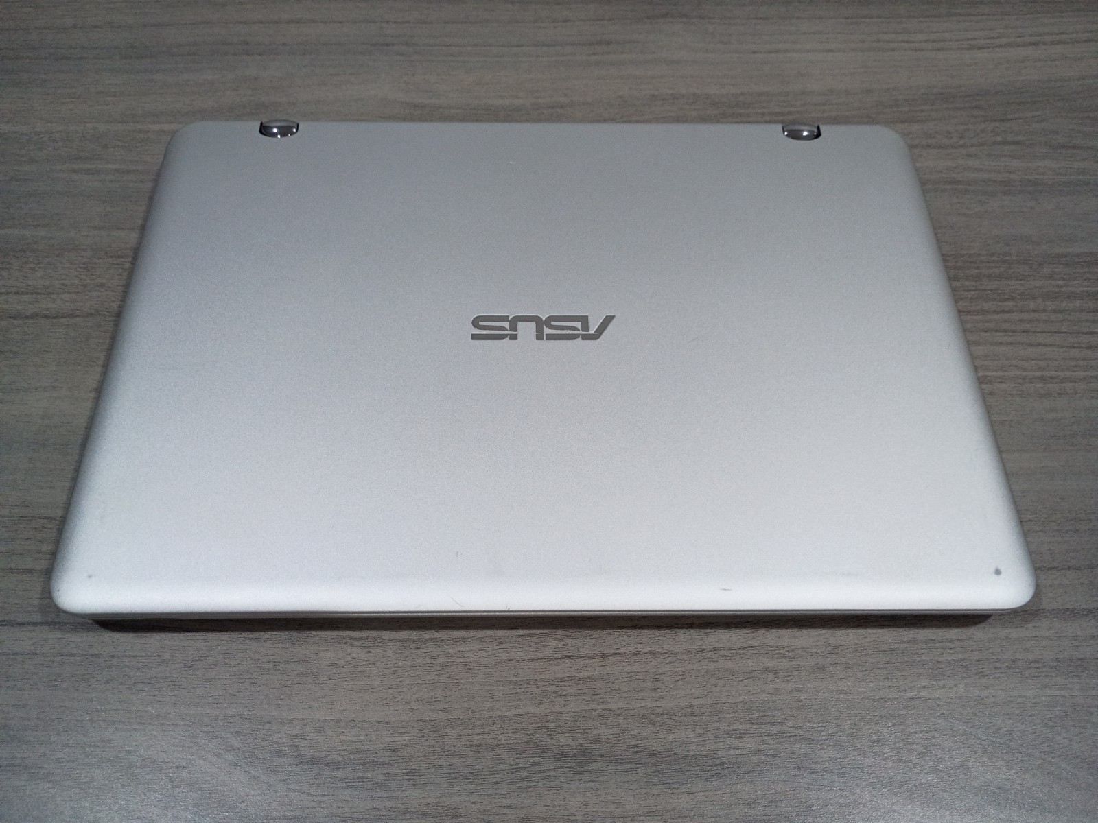 ASUS Q304UA 13.3″ Transformer Flip Core i5 256GB SSD Full HD Backlit Keys Win11