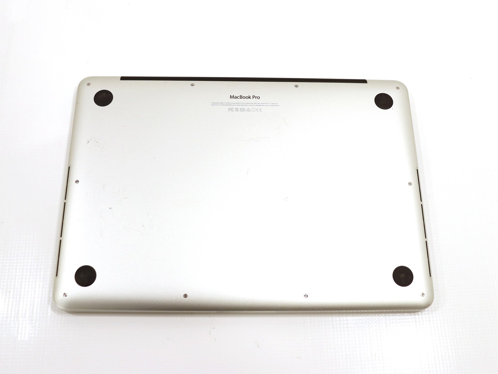 Apple MacBook Pro A1502 13.3″ Intel i5-5257U 8GB 256GB SSD