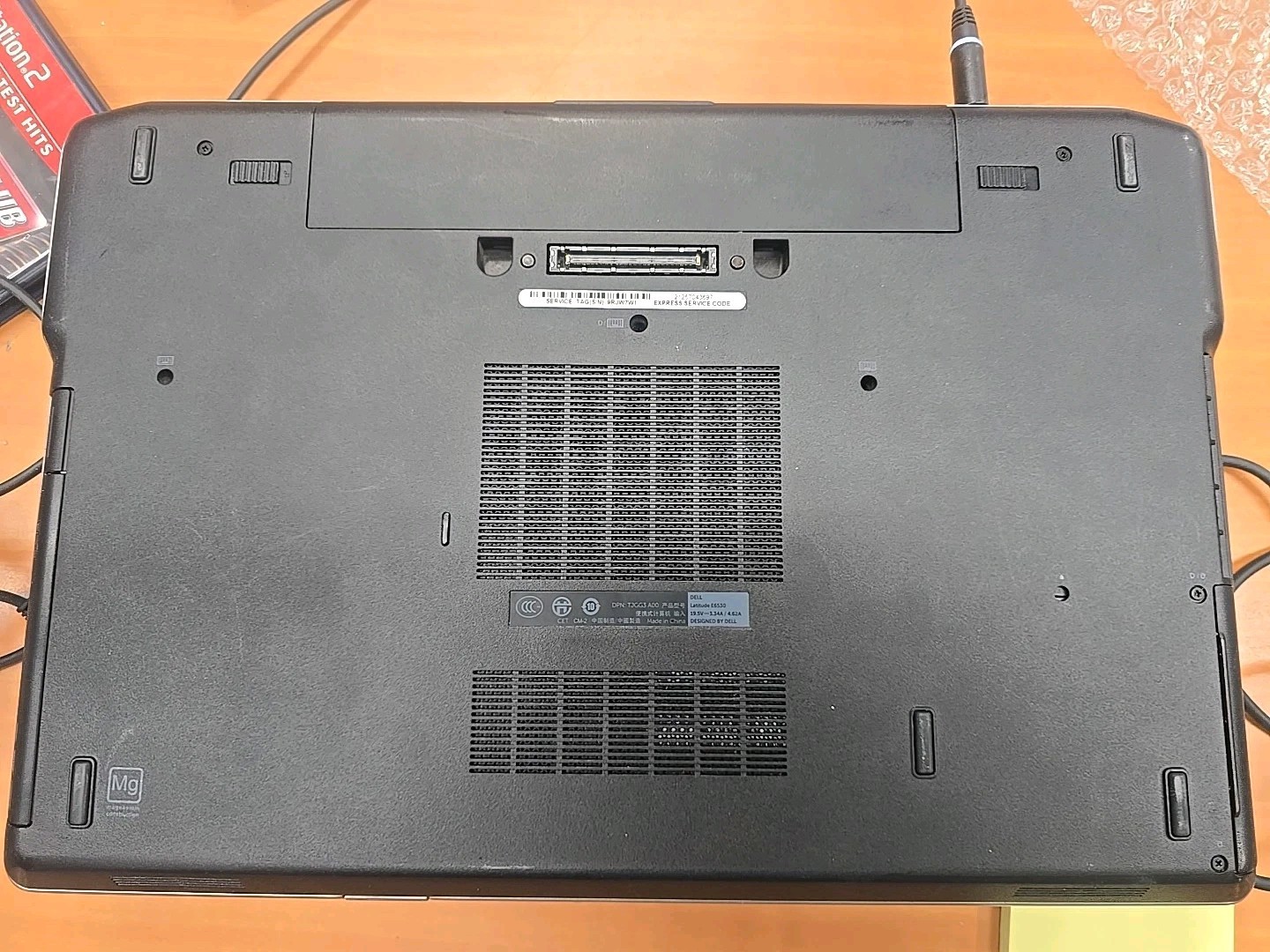 Windows 7 Dell Latitude E6530, Core i7-3720QM8GB RAM 120GB No Power Supply