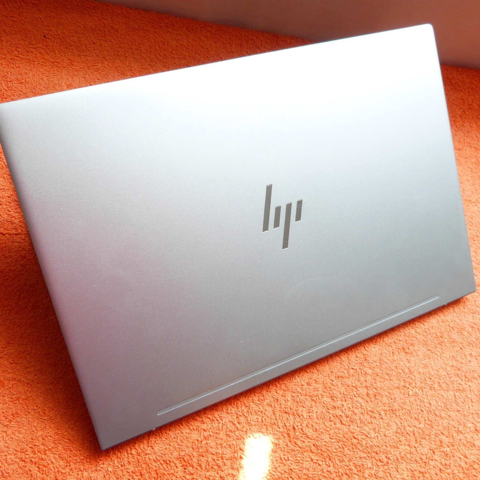 HP ENVY 13 AH 13″ FULLHD l METAL UltraBook Windows 11 SSD l 8GEN CORE i5 I