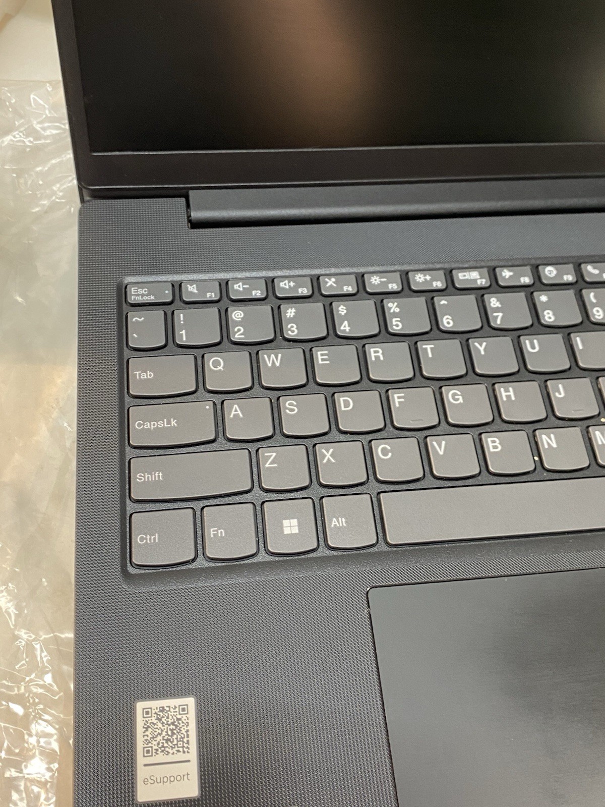 Lenovo V15 G4 ABP 8GB RAM 256GB 15.6″ OS Windows 11 Pro Laptop