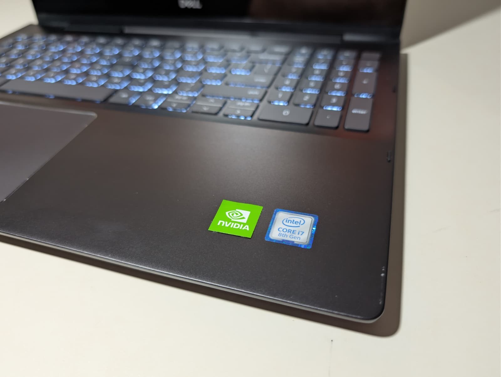 Dell Inspiron 15 7590 2n1 4K | i7 8th 16GB RAM 256GB SSD | NVIDIA MX250 Backlit
