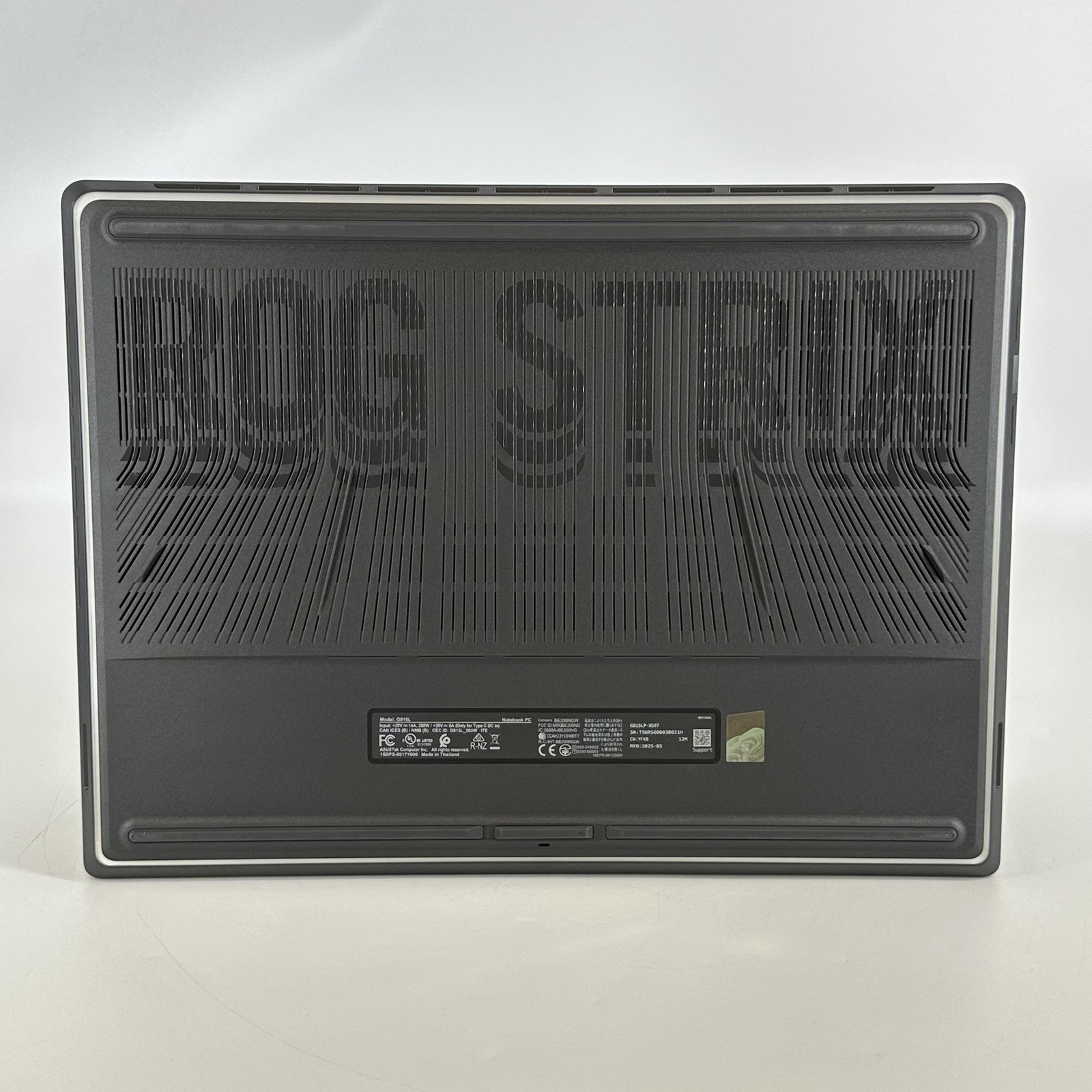 Asus ROG Strix G18 G815 18 QHD+ 240Hz 2.7GHz Ultra 9 275HX 32GB 2TB SSD RTX 5070