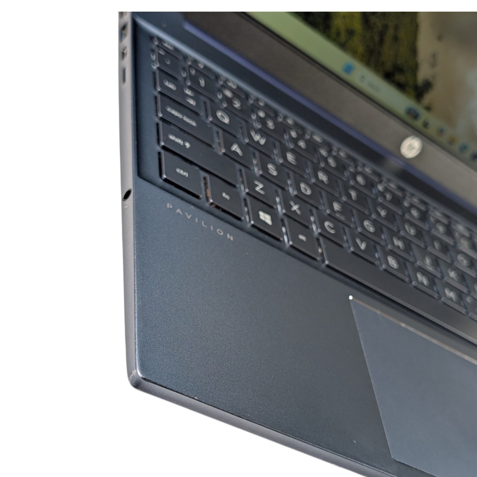 HP Pavilion 15-EG0081CL 15.6″ FHD Core i7-1165G7 512GB SSD 8GB RAM