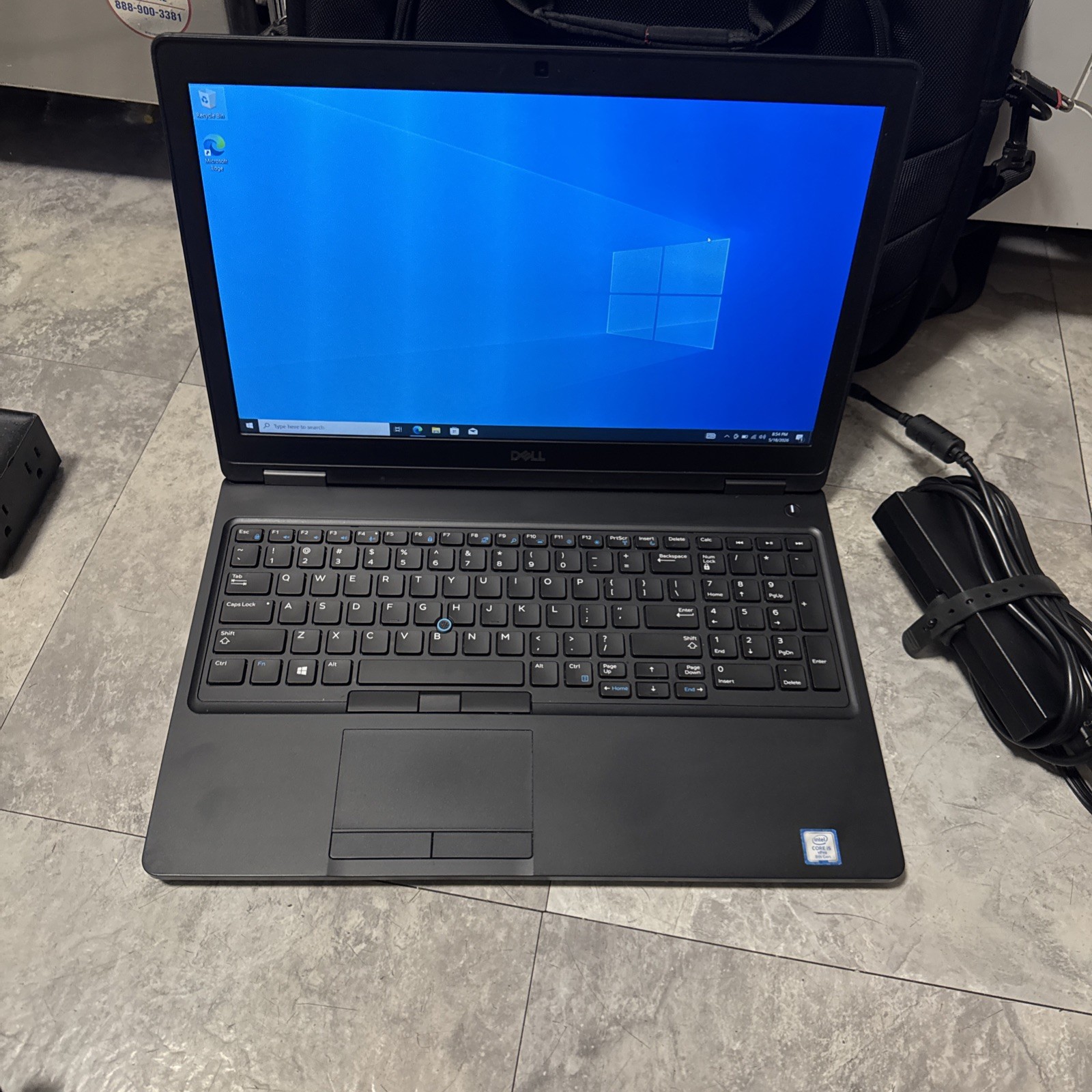 Dell Latitude 5590 15″ i5 8400u 2.4GHz 256GB M.2 SSD 8GB GeForce Webcam W10 Pro