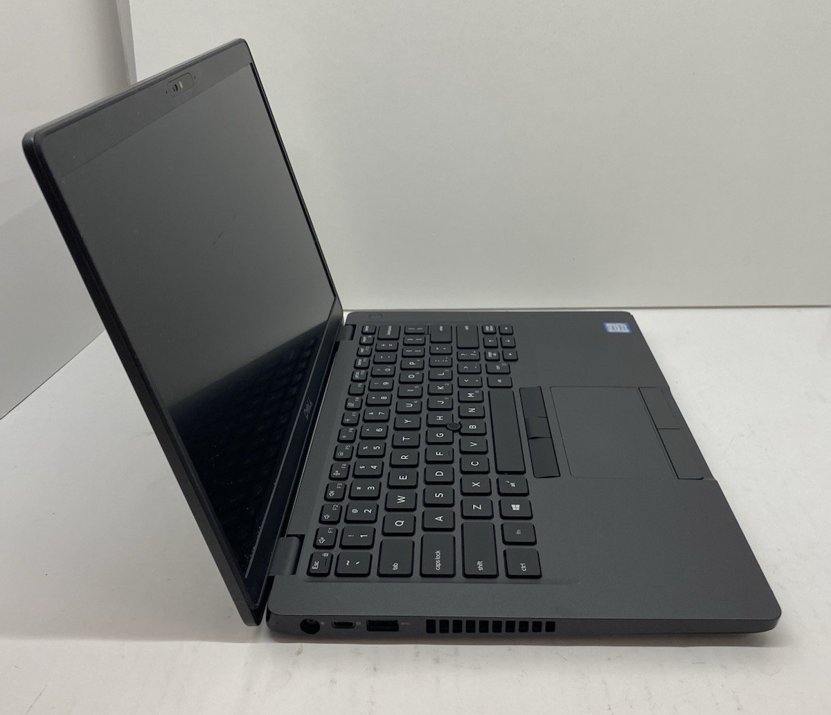Dell Latitude 5400 Core i5-8265U 1.60GHz 16GB RAM 256GB NVMe SSD Windows 11 Pro