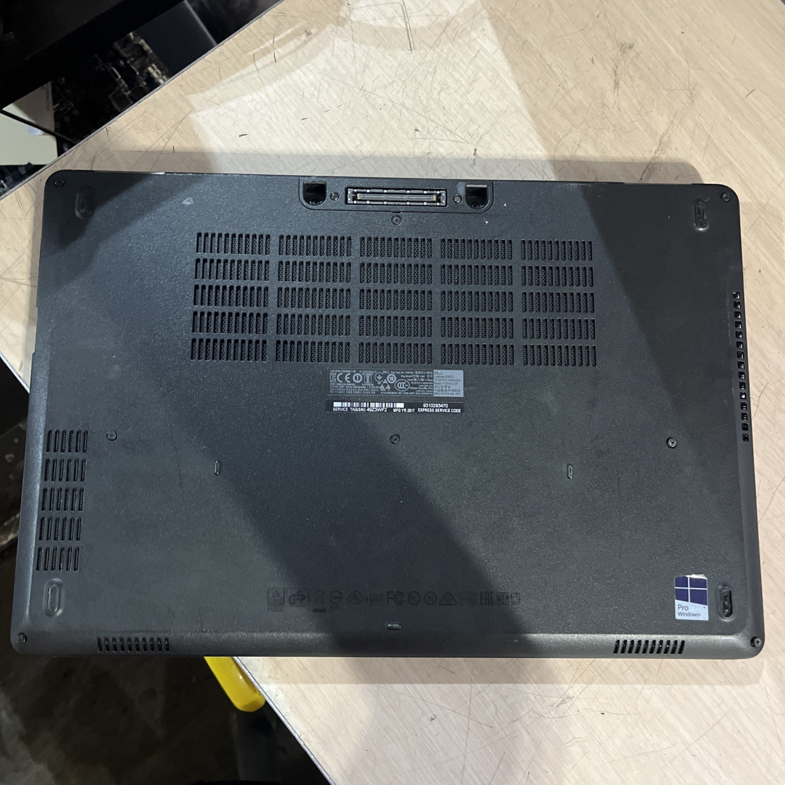 DELL LATITUDE E5570 INTEL CORE I5-6300U 2.40GHZ 8GB RAM NO HD ;