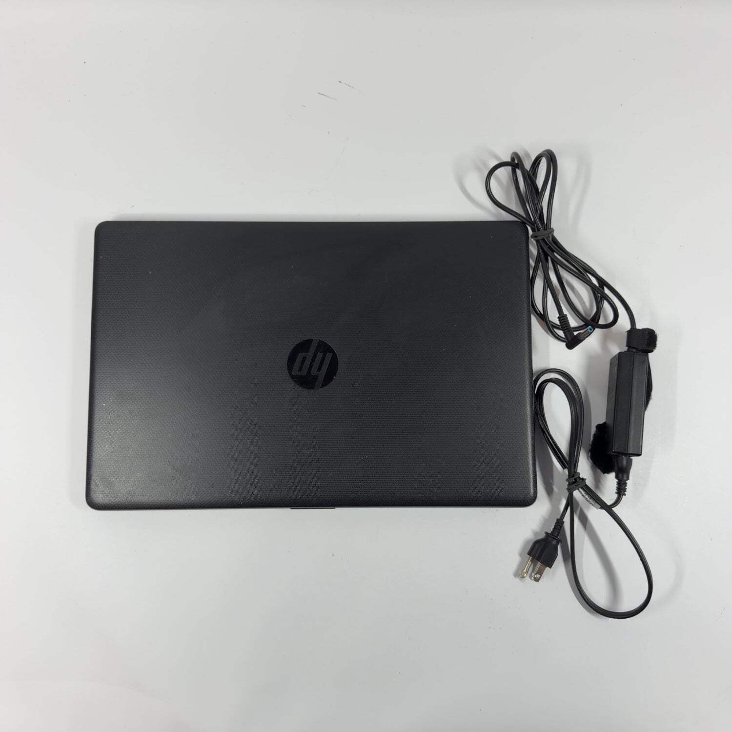 HP Laptop 17-BY1053DX 17.3″ i5-8265U 1.6GHz 8GB RAM 256GB SSD