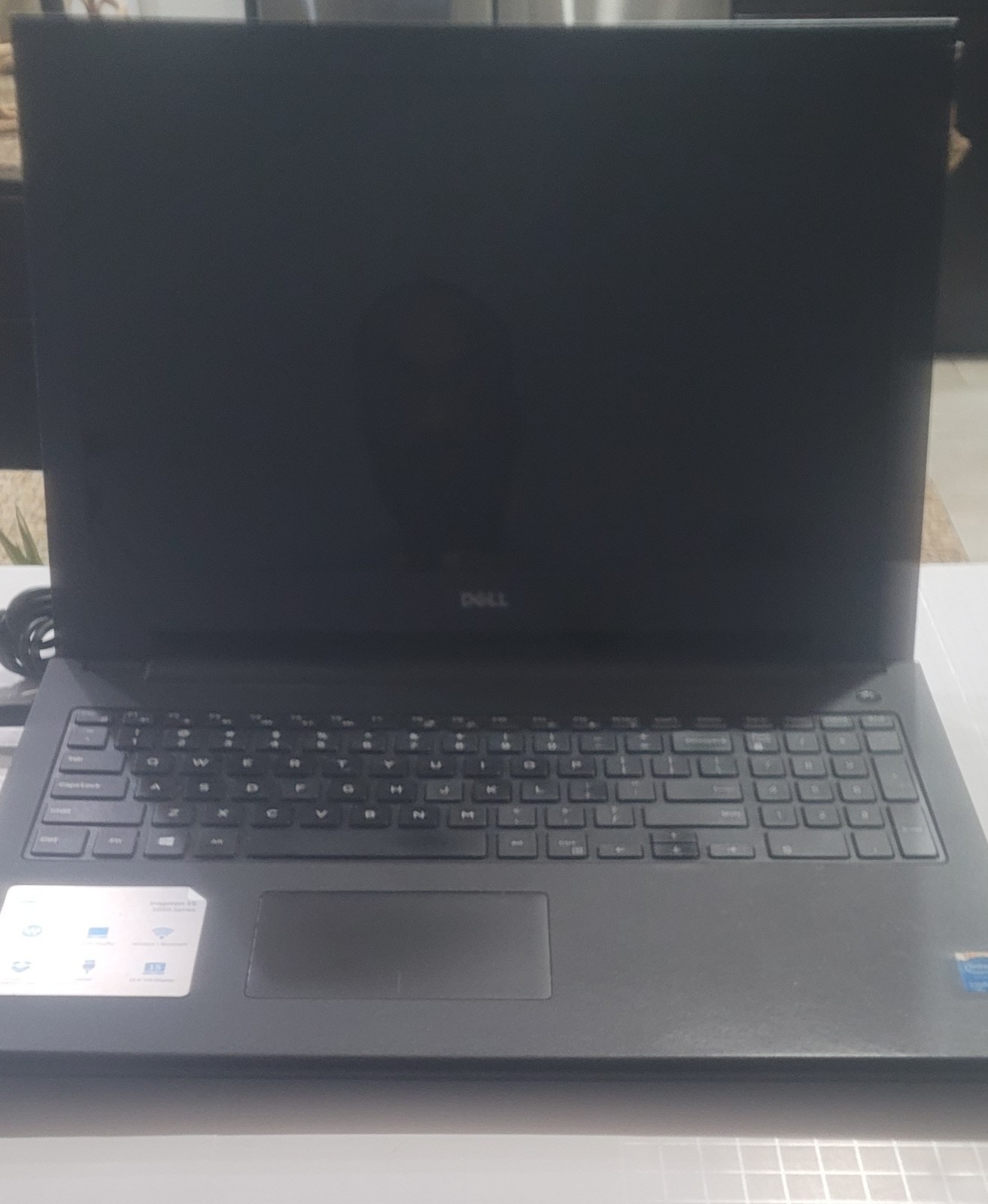 Dell Inspiron 15″,3000 Series, w/ Windows 10 Home.