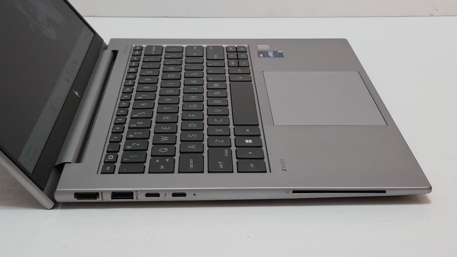 HP ZBook Firefly 14 G10 Workstation i7-1370P 32GB RAM 1 TB SSD 14″ – Warranty
