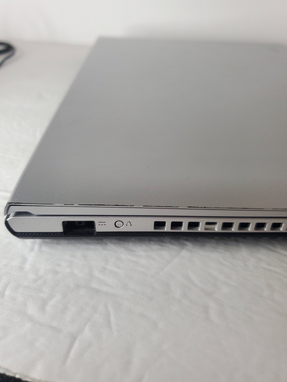 FOR PARTS REPAIR Lenovo IdeaPad Z50-70 intel i7 16GB RAM Nvidia GeForce laptop