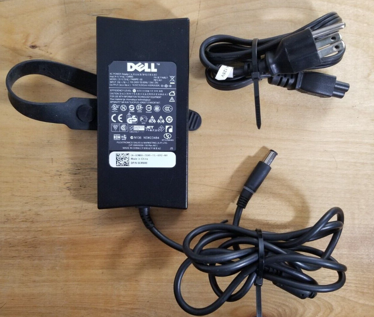 DELL LATITUDE 3540 15.6″ i5-4200 1.6GHz 4GB RAM Windows 10