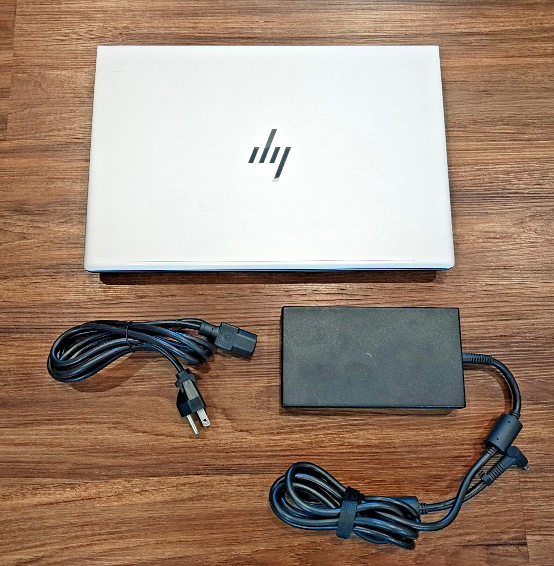 HP Zbook Fury 16 G10 — i9-13950HX / 64GB Ram / 1TB SSD / RTX 2000 Ada