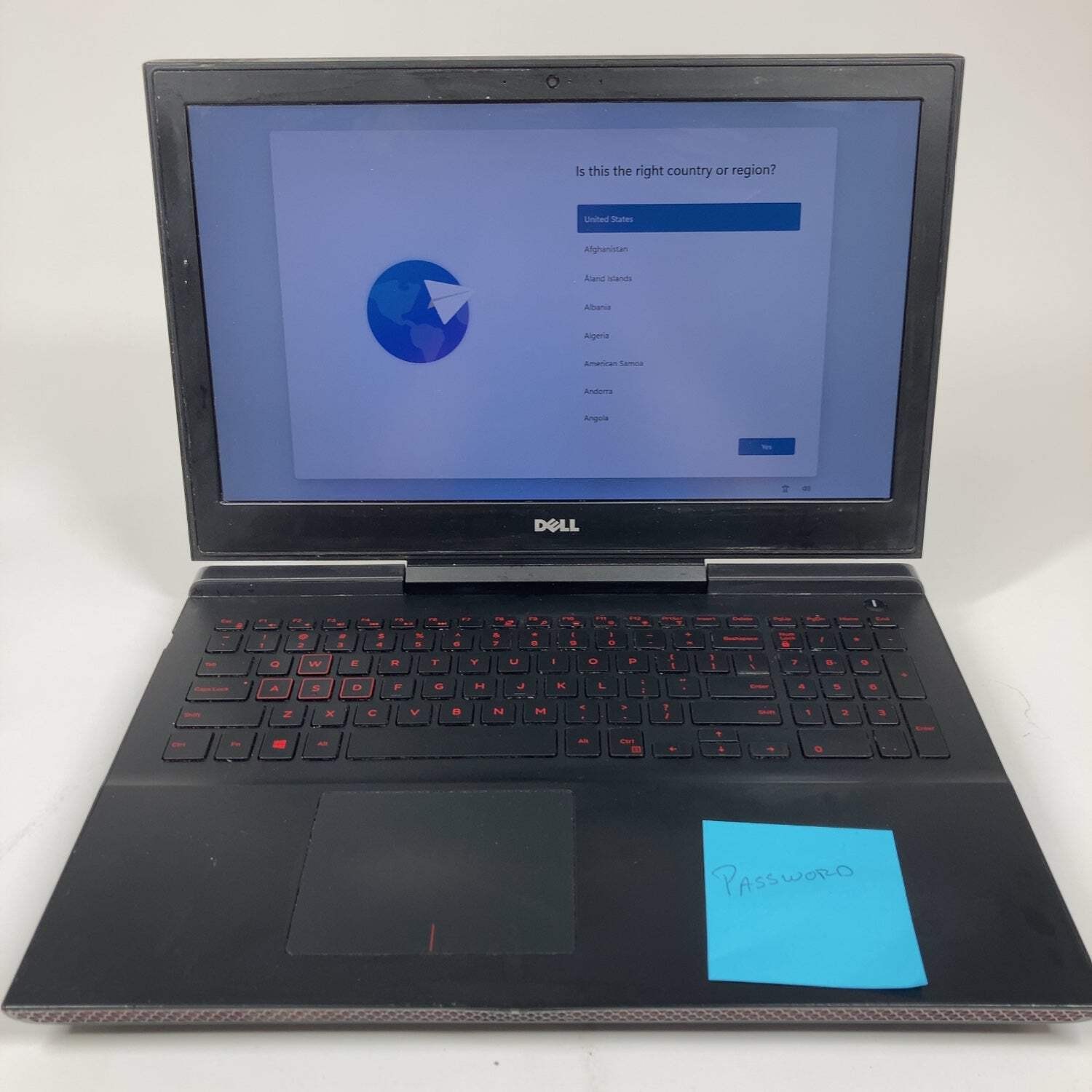 Broken Dell Inspiron 7000 15.6″ i5-7300HQ 2.5GHz 8GB RAM 256GB HDD GeForce READ