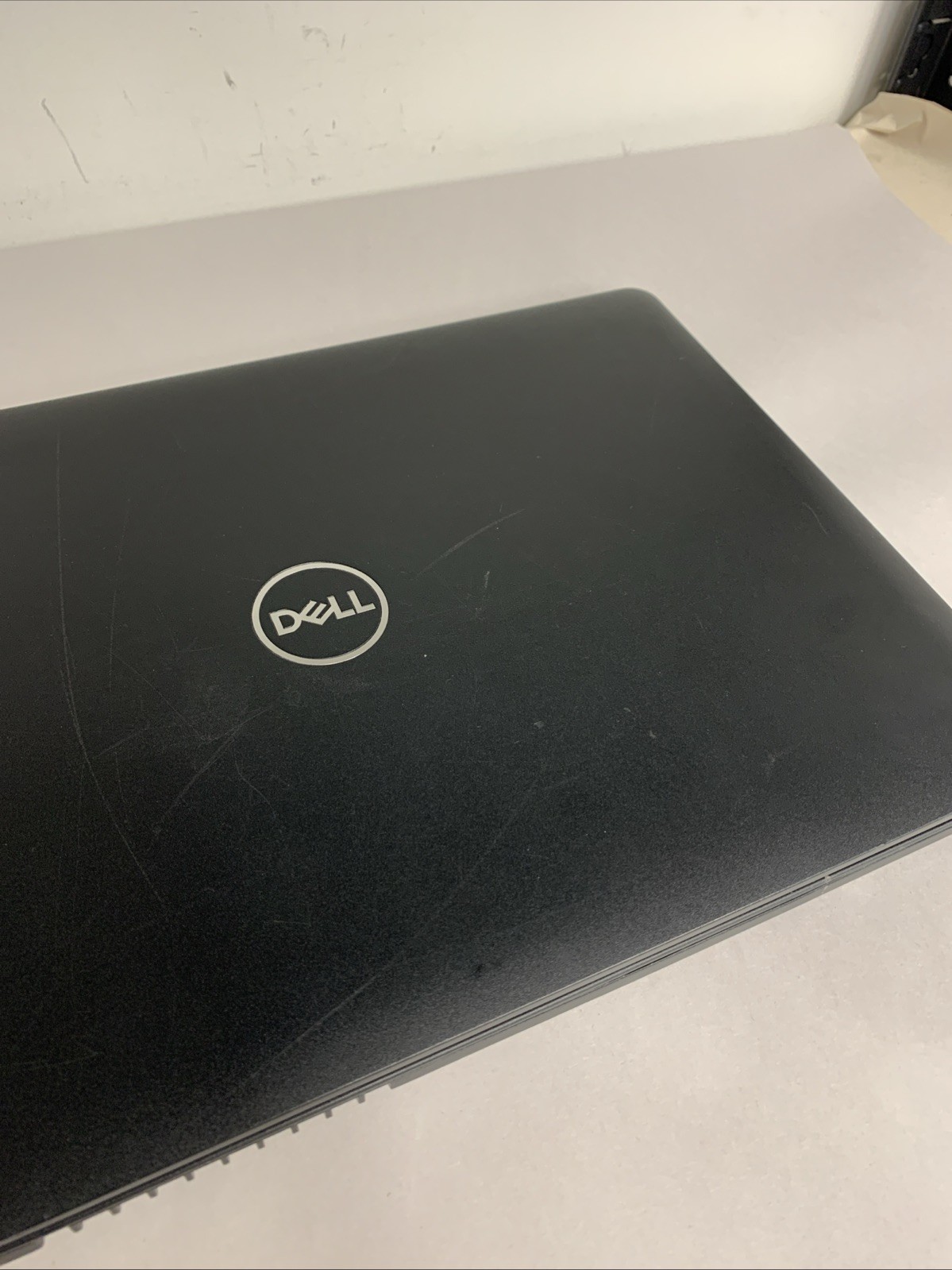 Dell Latitude 3580 15.6″ Laptop i5-7200U 8GB RAM NO HDD | Boot To Bios