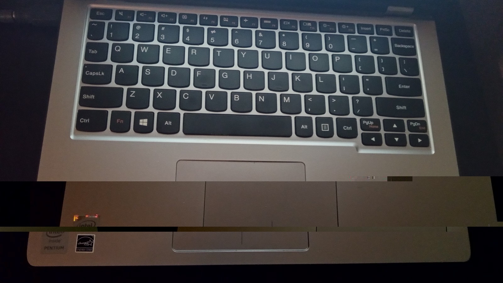 Lenovo N3540@2.16ghz 500gb ssd 4gb ram