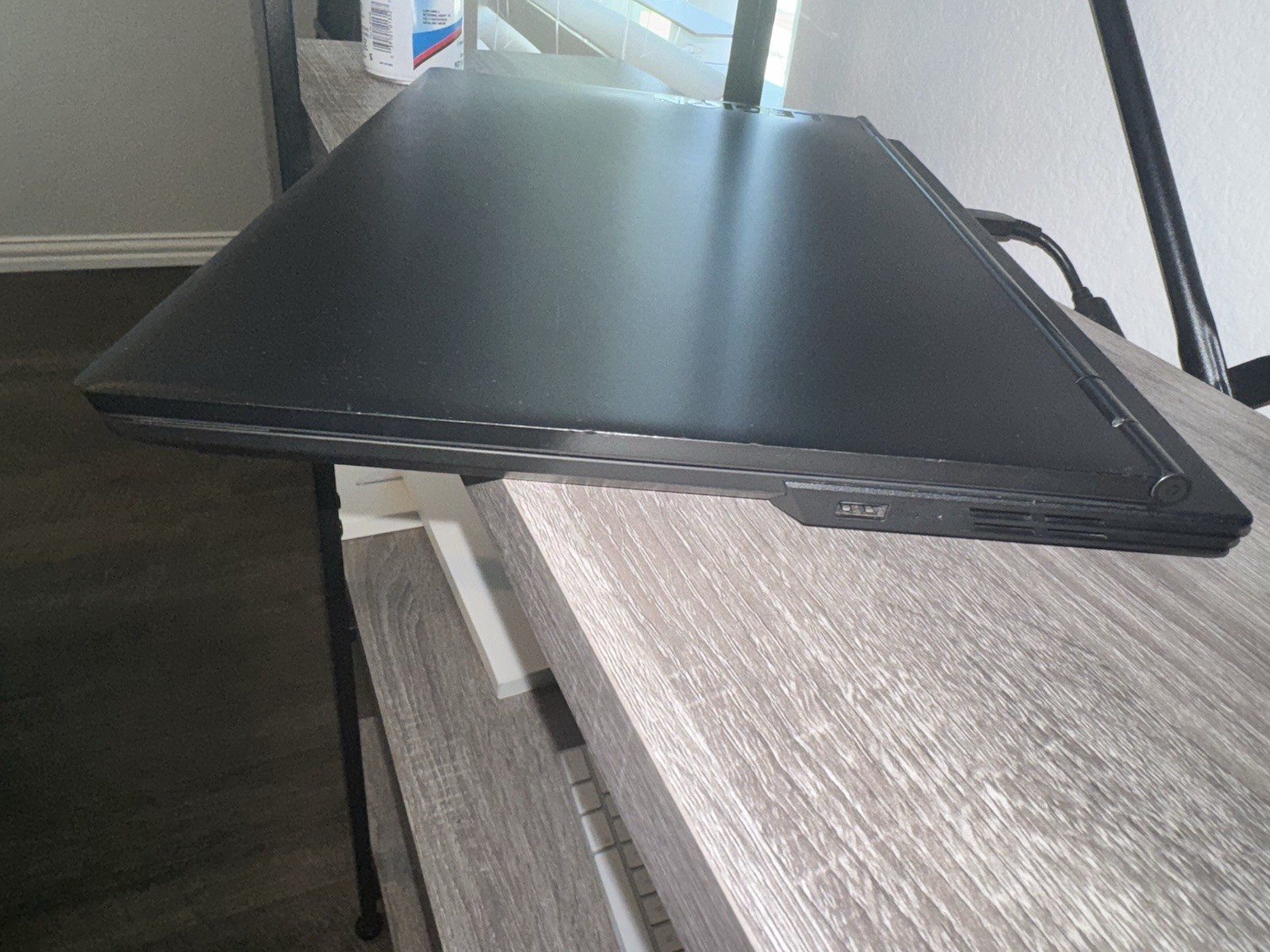 Lenovo Legion 17.3″ Gaming Laptop i7-9750H, 16GB RAM 1TB SSD, RTX 2060, 144hz