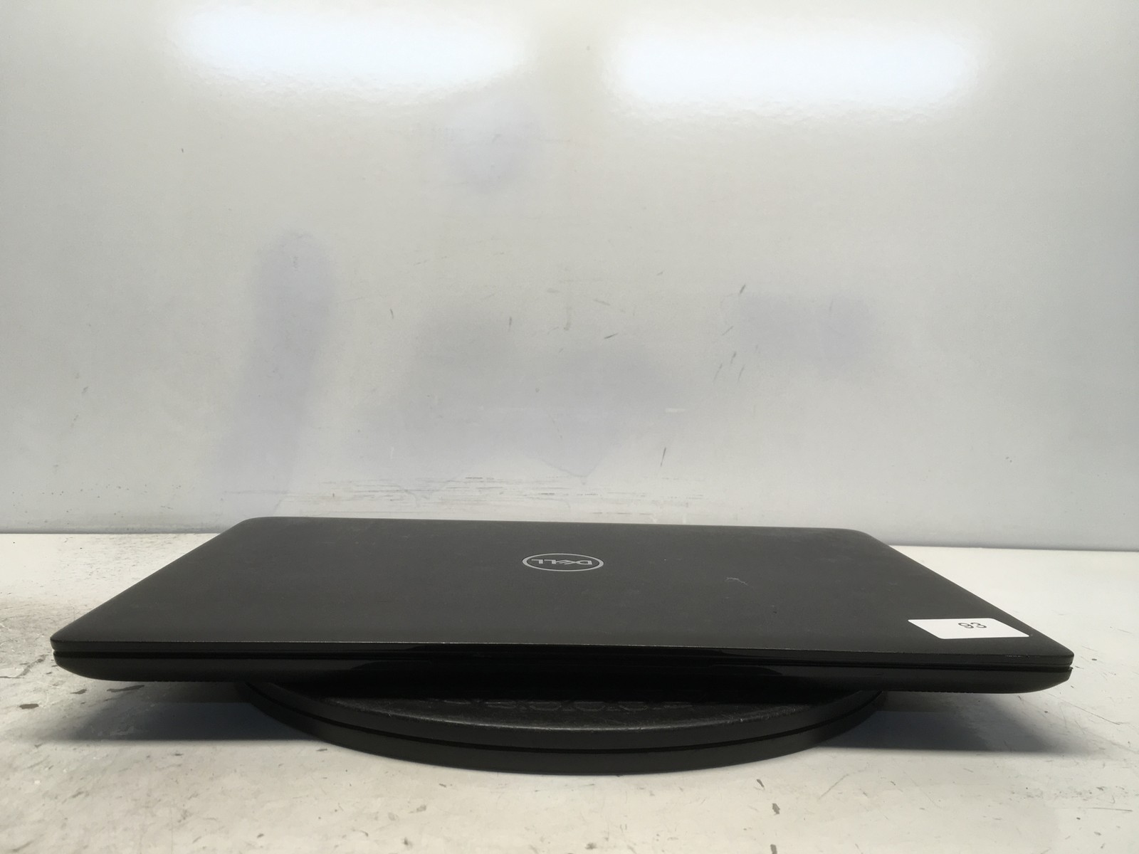 Dell Latitude 3500 Intel i3-8145U 2.1GHz 4 GB NO HDD No Batt