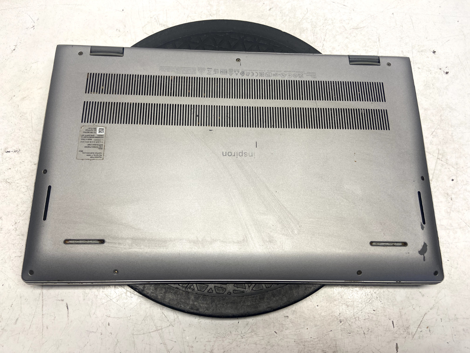 Inspiron 15 5510/5518 Intel Core i5-11320H NO RAM/NO HDD/NO BAT – FOR PARTS