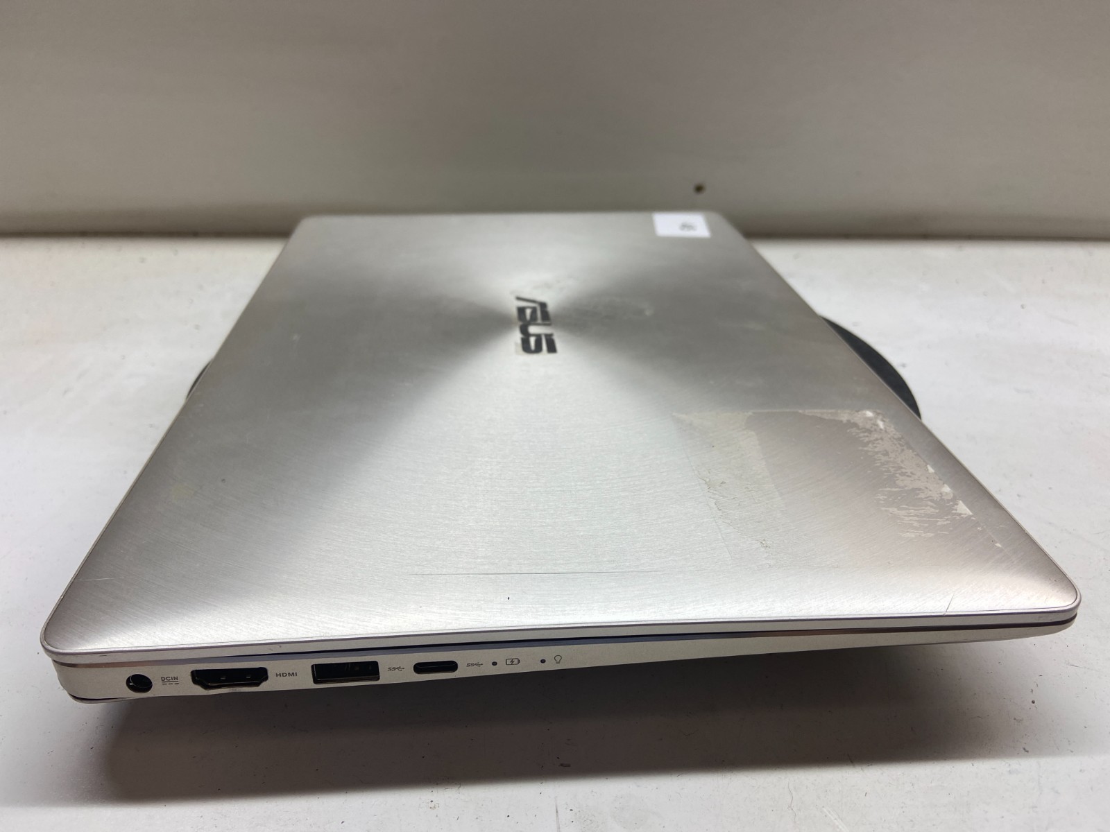 Asus Zenbook UX331U Intel Core i5-8250u 1.6GHz 8GB NO HDD