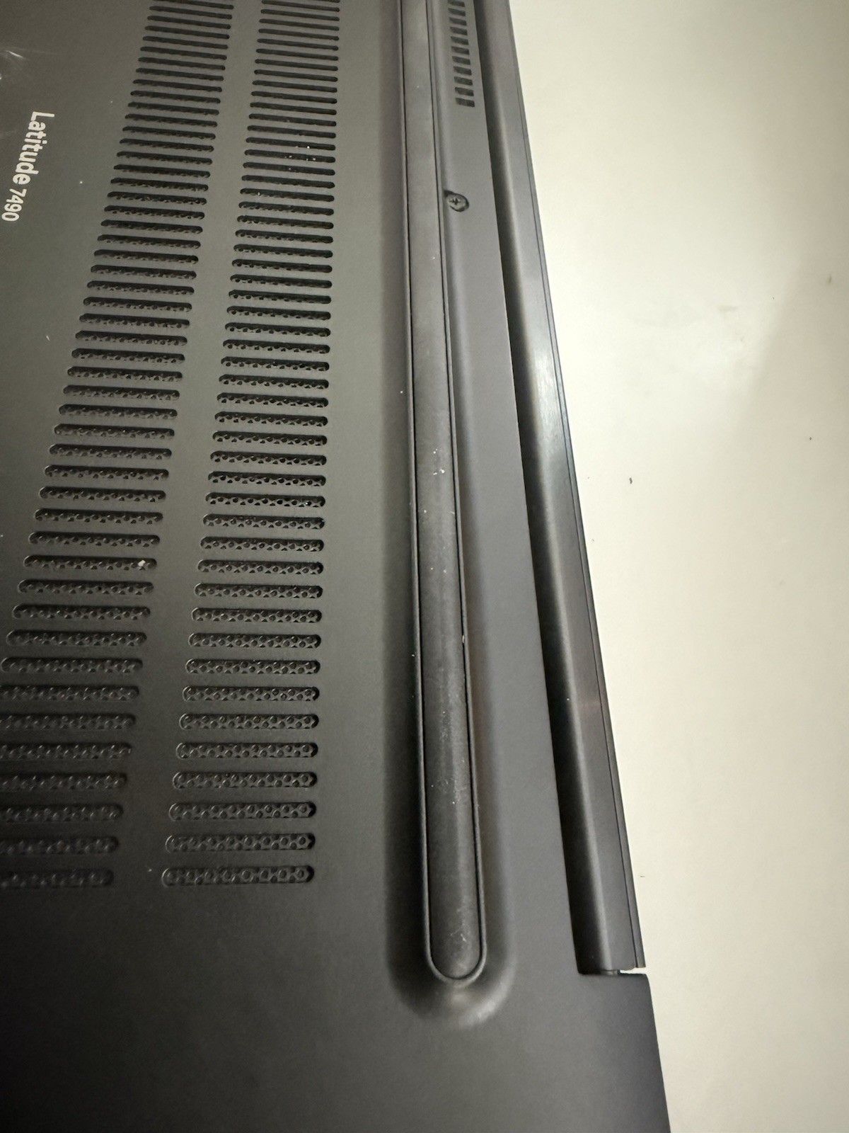 Dell Latitude 14″ Core i5 8th up 32GB & 2TB SSD + Win 11 + Office