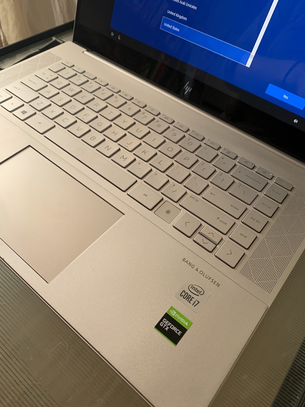 HP Envy 15.6 Laptop Full Touch HD i7-10750H 16GB 256GB SSD GTX1650Ti