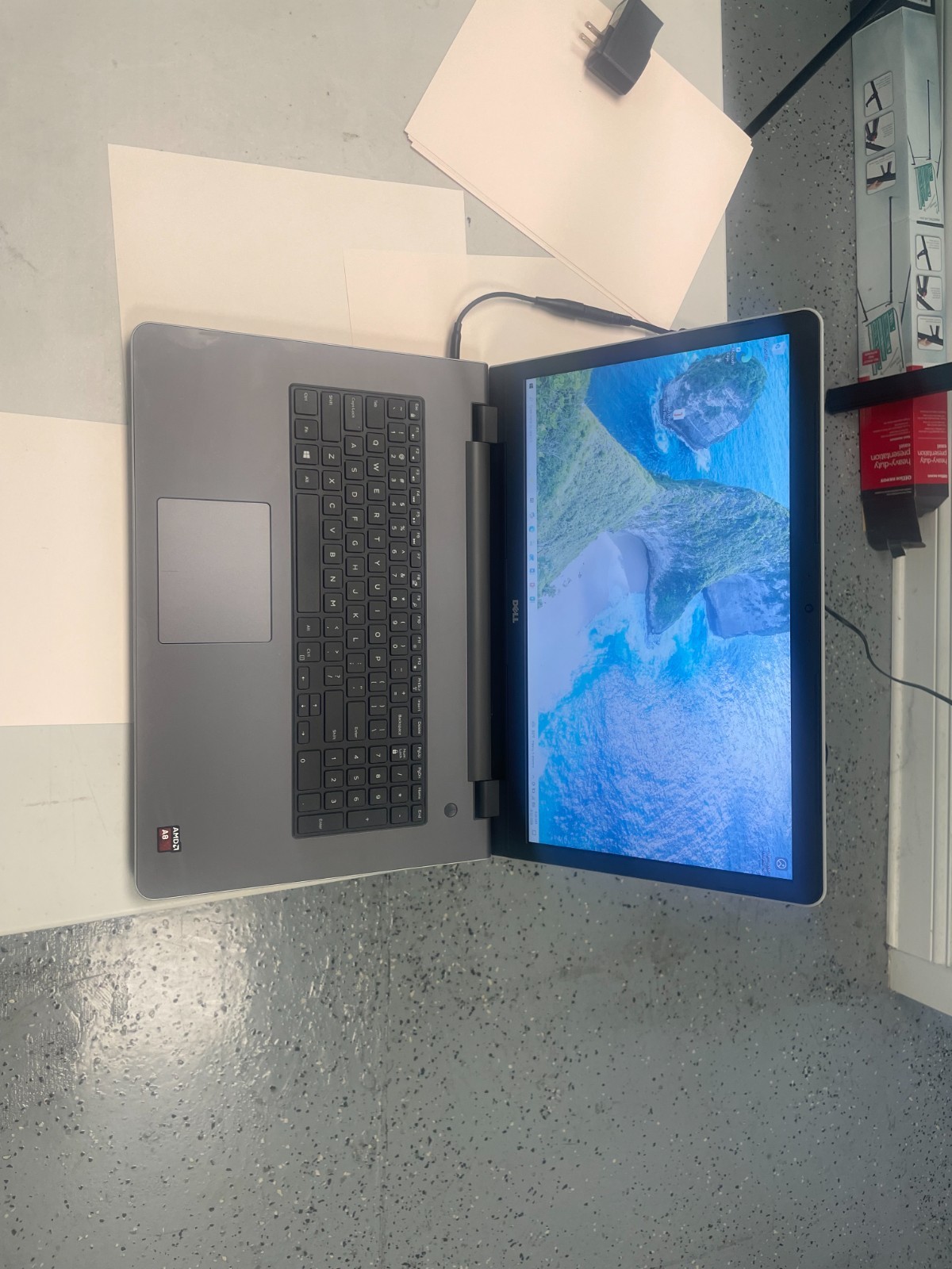 DELL INSPIRON 5755 Laptop Windows 10 AMD A8-7410 Radeon R5 8GB RAM 1 TB