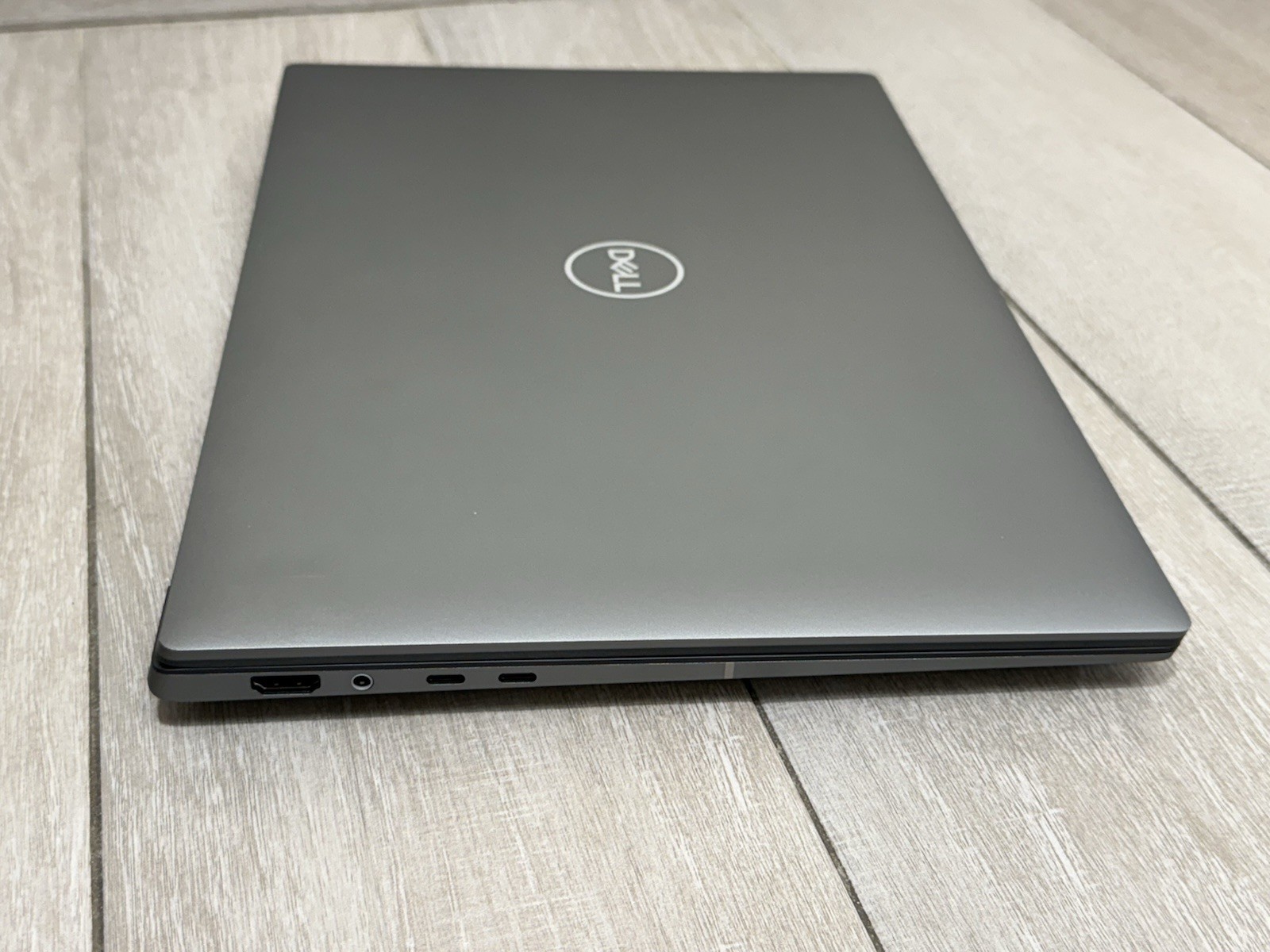 Dell Precision 5690 16 Ultra 7 165H 32GB Ram 512GB SSD RTX 1000 Ada Excellent