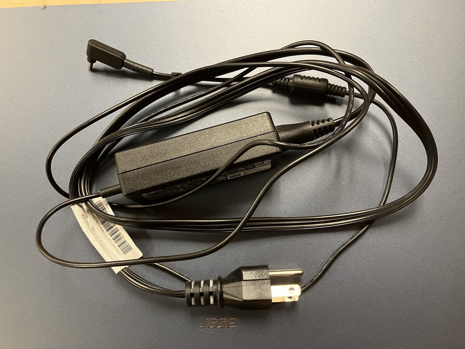 ACER ASPIRE 3 A315 15.6” WIN 10 8GB For Parts Has Problem