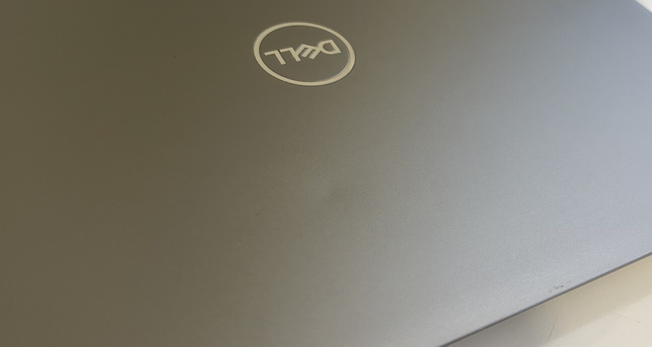 Dell Latitude 7450 14″ Core Ultra 7 165U 16GB RAM 512GB SSD 2-in-1 TOUCH Laptop