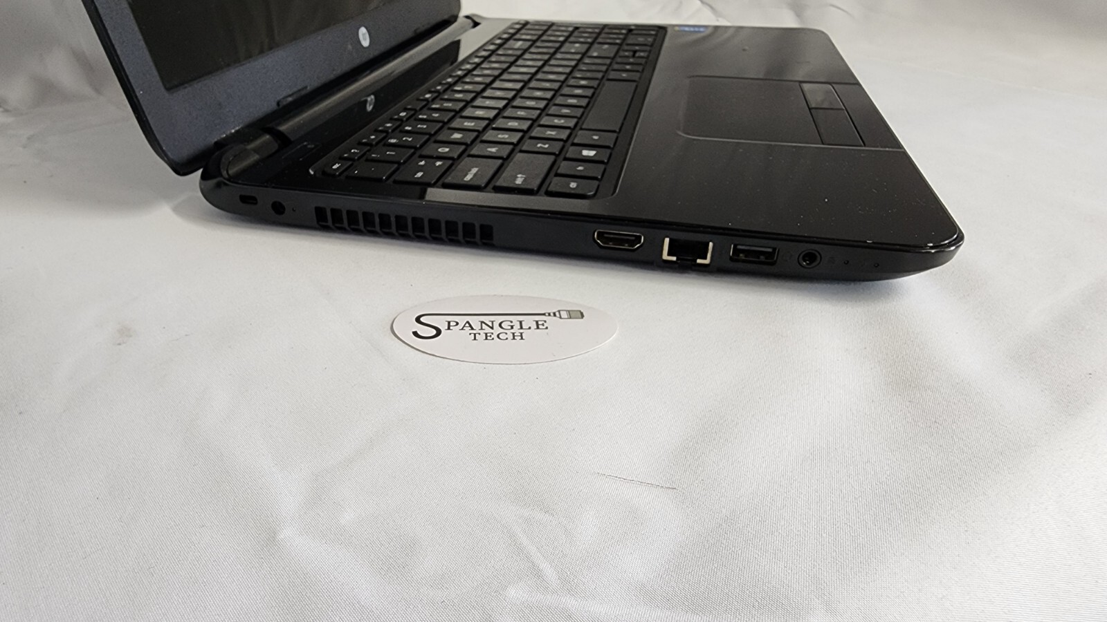 HP Intel Pentium 15-r011dx N3520 @2.16GHz 4GB Ram For Parts- *Will Not Power On*