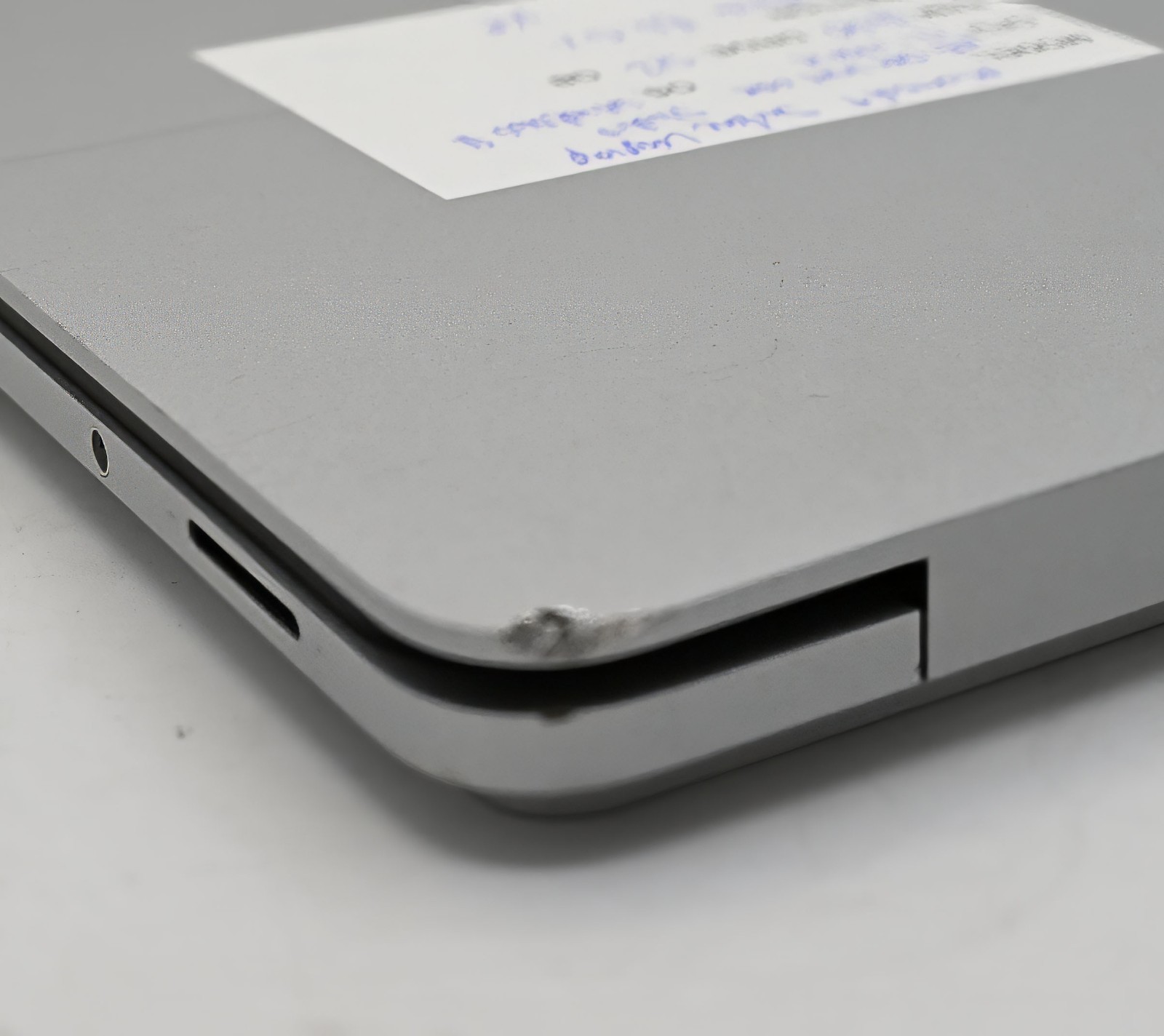Microsoft Surface Laptop Studio i7-11370H 3.3GHz 16GB RAM 512GB SSD BH: 80.5%