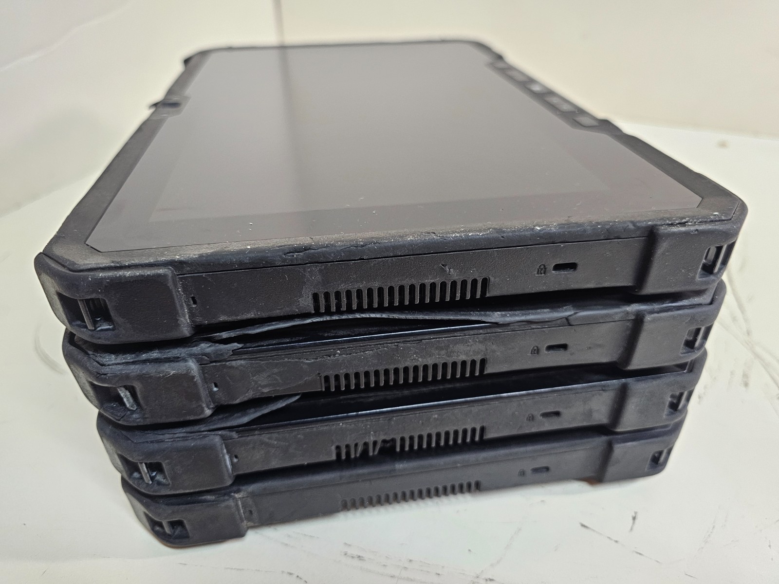 4 Laptop Lot – Dell Latitude 7212 Rugged Tablet – 1.7 GHz i5 8GB 128GB 11.6″ SP1