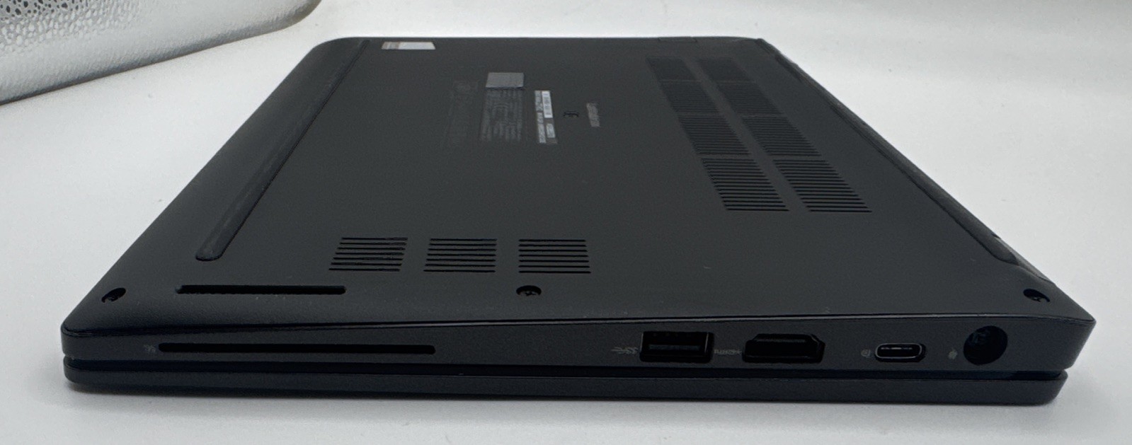 Dell Latitude 5300 13.3” Laptop i5-8365U 8GB RAM 256GB SSD Windows 11 Pro READ!
