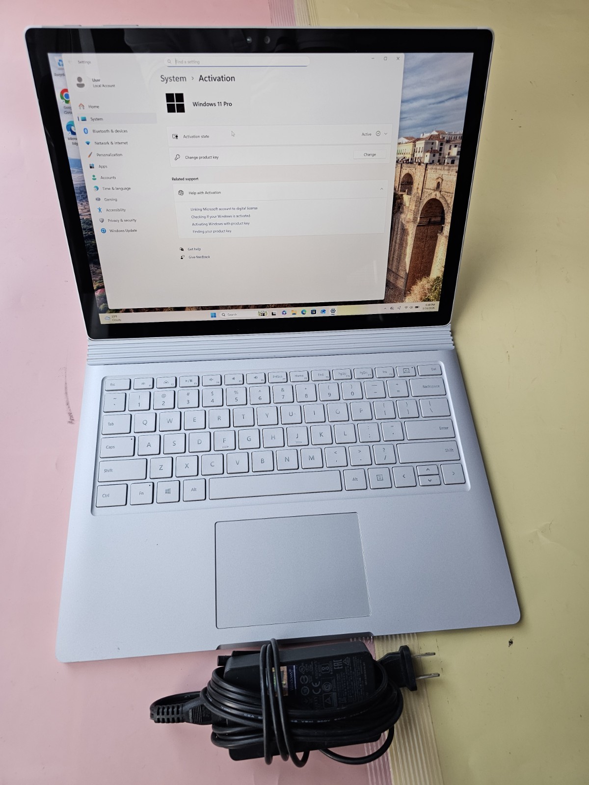 Microsoft Surface 1703 Core i7-6600U 16GB RAM 512GB SSD NVIDIA BACKLIT 3000×2000