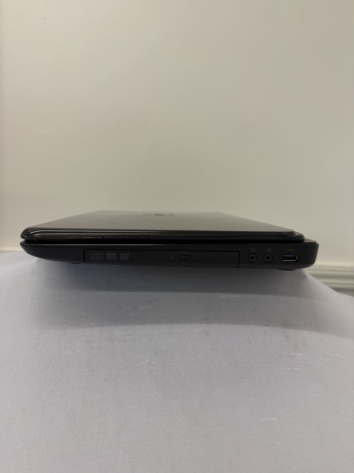 Dell Inspiron N5110 Laptop – Good Screen – Intel i3-2310.M – Read Des