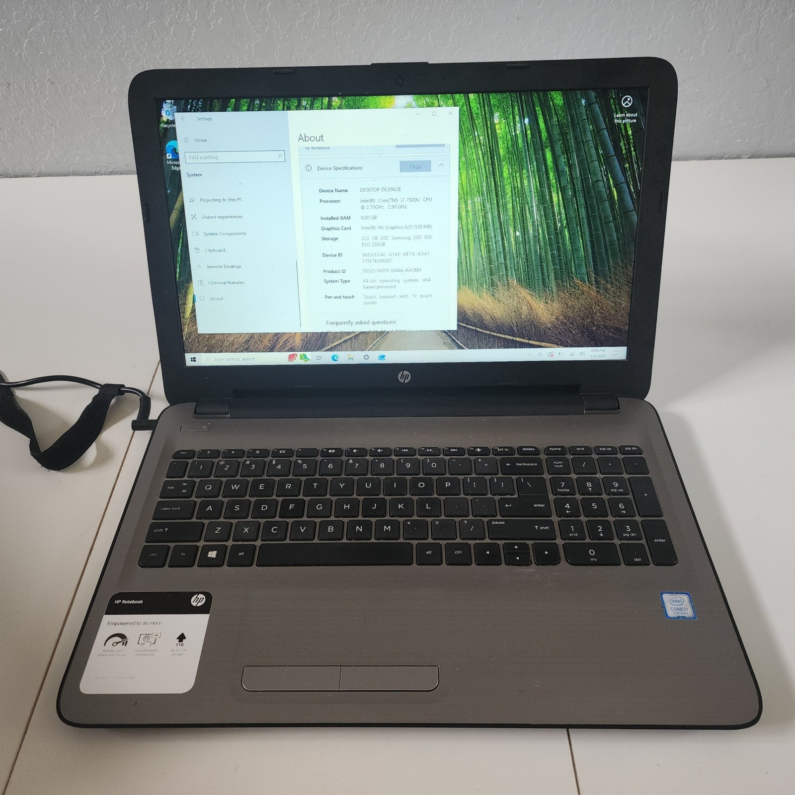 HP Notebook TPN-C125 Intel Core i7-7500U 8GB RAM 250GB SSD Touchscreen Win 10