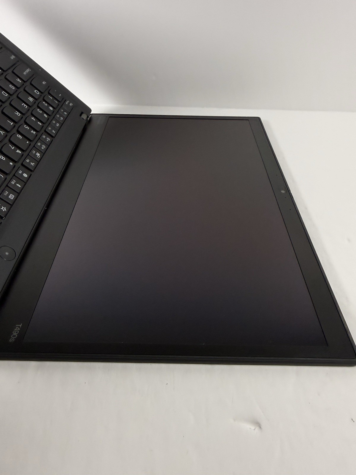 Lenovo ThinkPad T490s Touch 14″ i7-8665U 32GB RAM 512GB SSD Win 11 Pro FHD