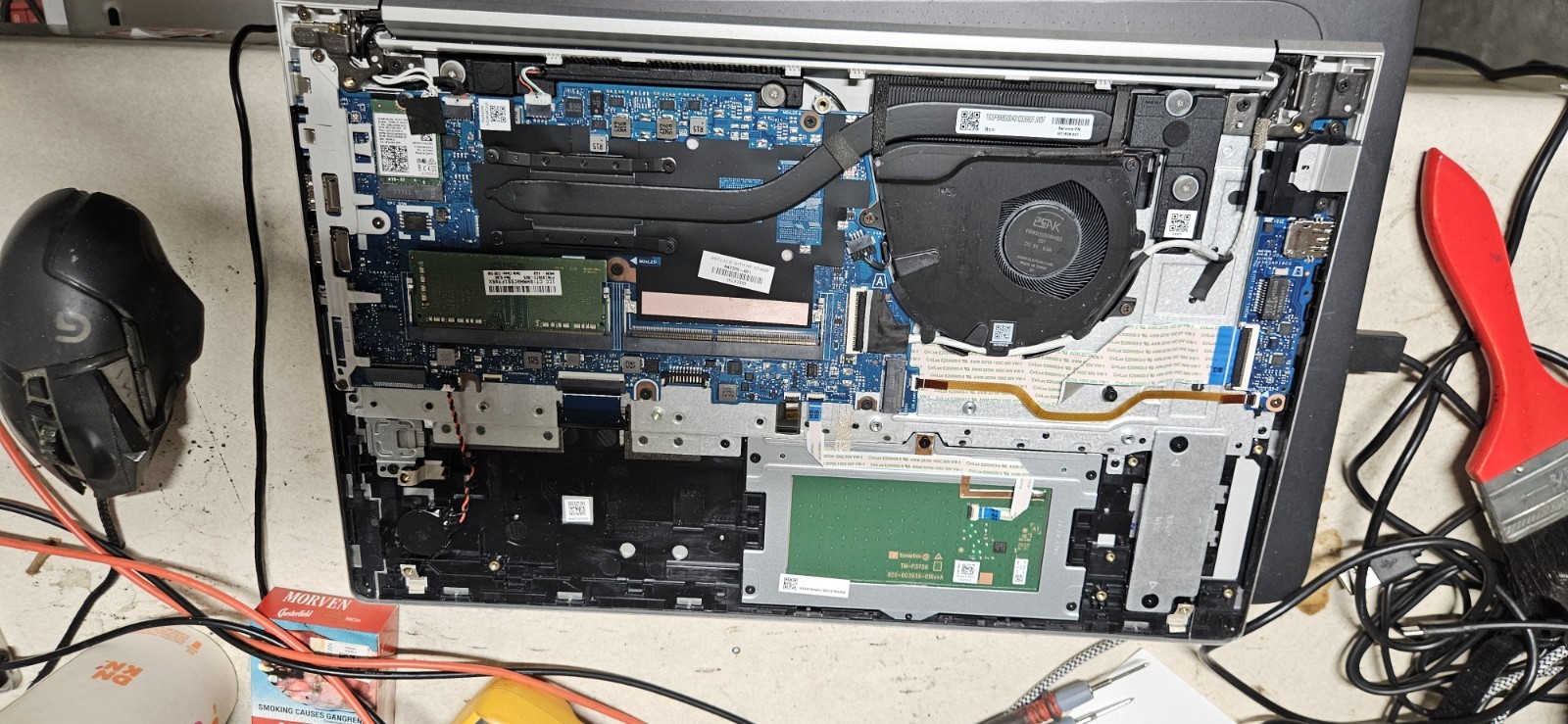 HP: ProBook: 450 G10: i7 13th Gen: 4GB RAM: FOR PARTS