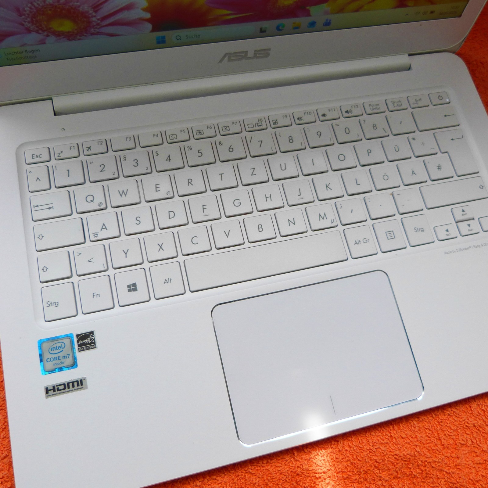 Asus UX305 ZenBook PRO Bang Olufsen Sound CORE M7 L 13″ QHD I Windows 11 SSD