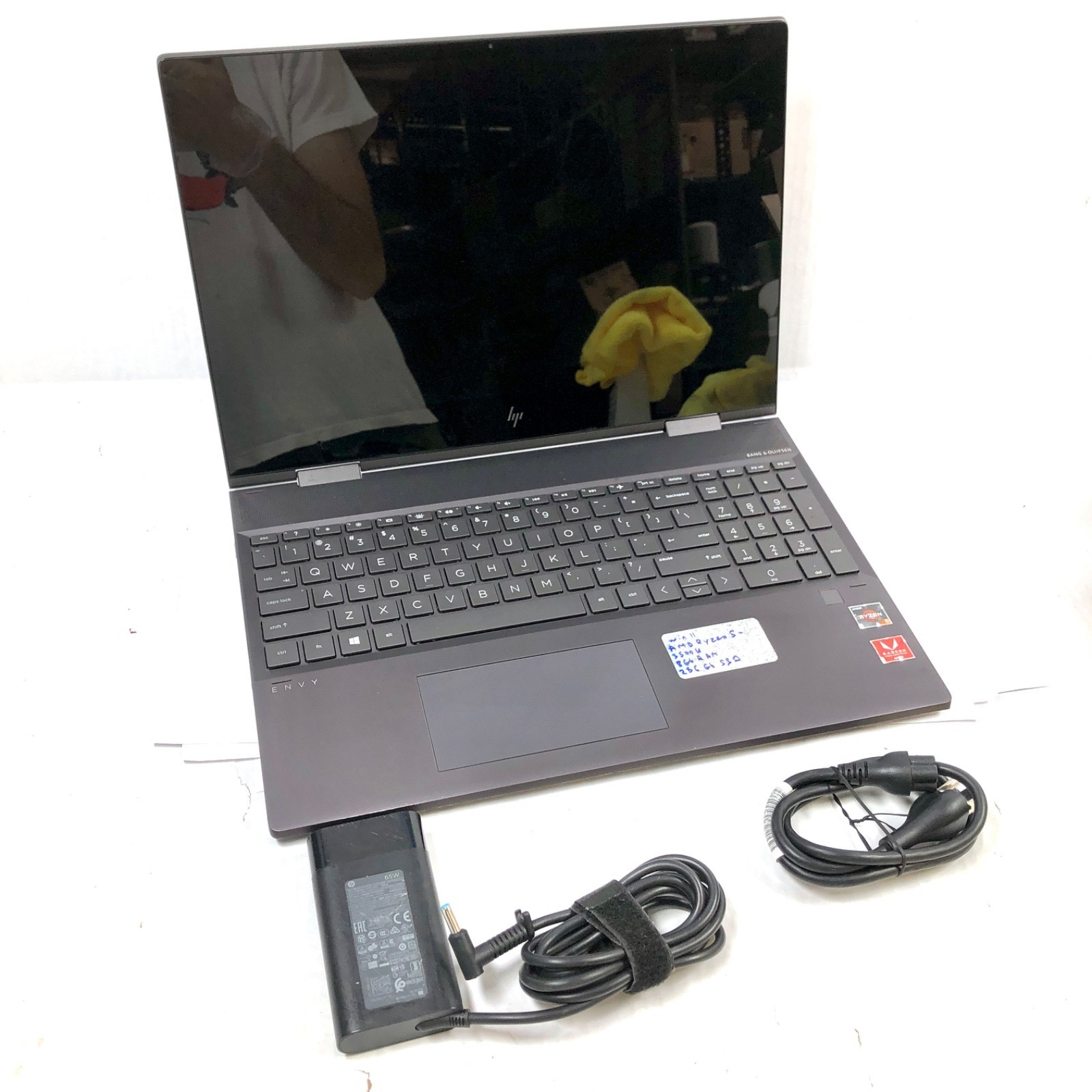 HP Envy x360 15m-ds0011dx AMD Ryzen 5 3500U 8Gb 256Gb 1080P acceptable