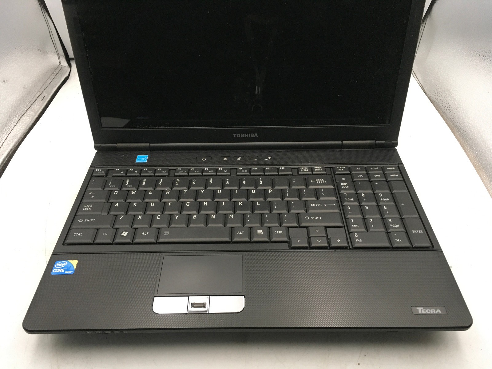 TOSHIBA TECRA A11 S3512 – FOR PARTS – INTEL CORE i3-370M – 3GB RAM – READ – BB