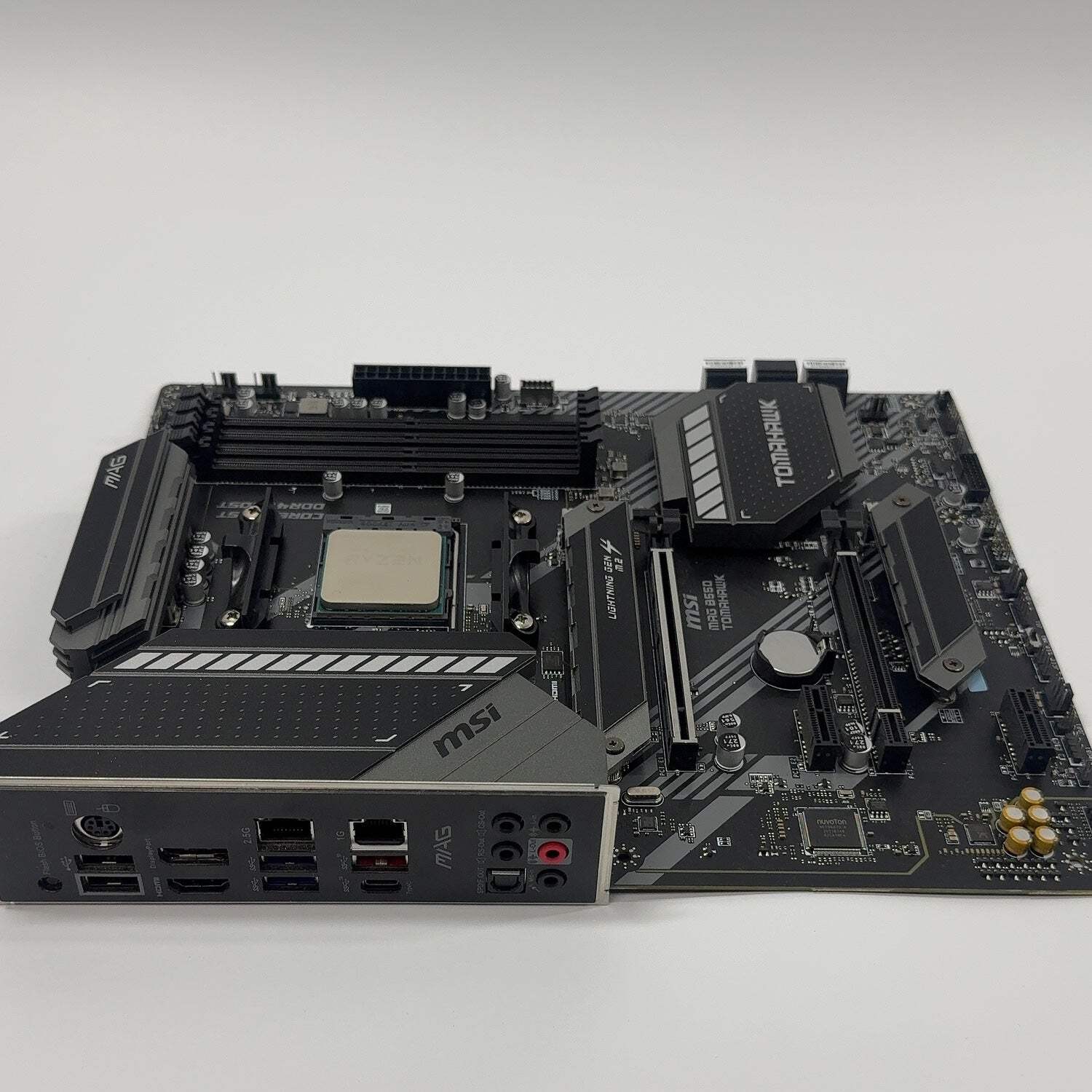 MSi B550 Tomahawk AM4 AMD Ryzen 7 3700X 8 Core 3.60GHz ATX