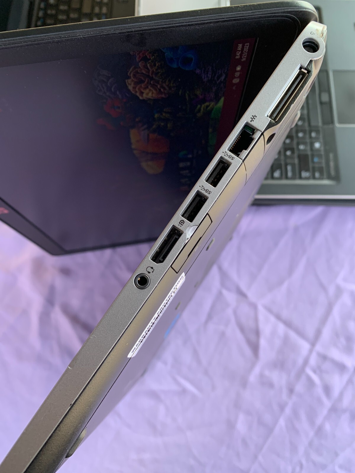 HP ELIBOOK model # 850-G1 i7…i7…i7…. 128 gb ( solid state hard drive )