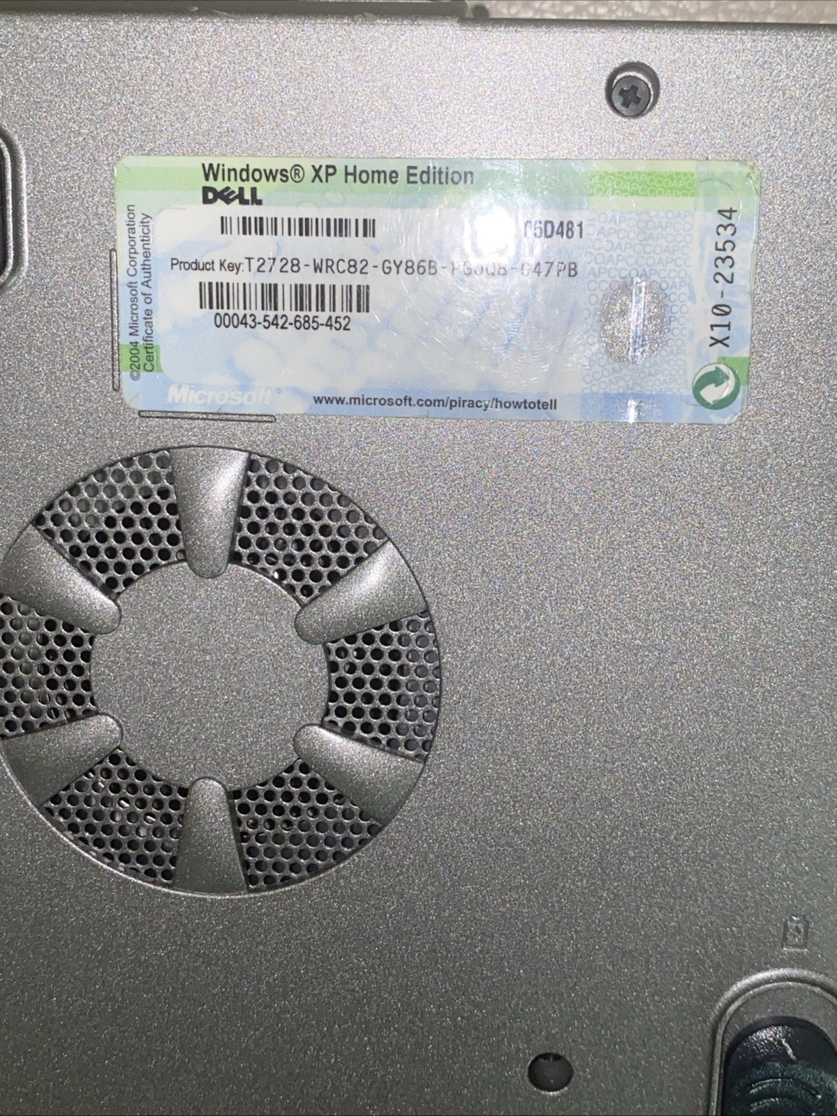 DELL INSPIRON 1150 LAPTOP — NEEDS A NEW BATTERY AND CHARGE – FOR PARTS ONLY