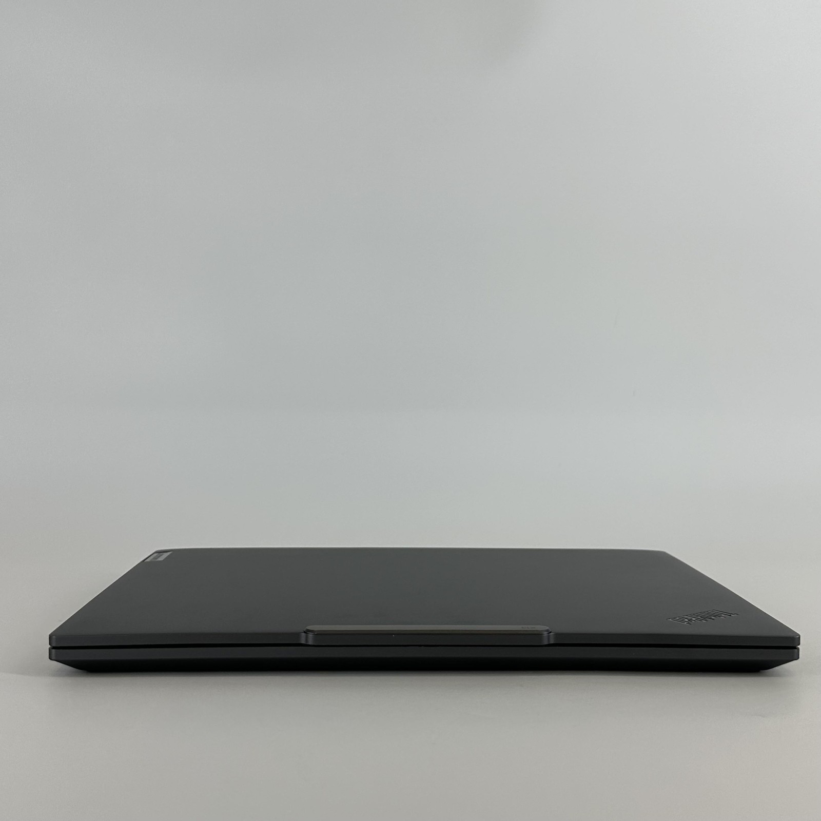 Lenovo ThinkPad X13 Gen 4 FHD+ TOUCH 3.3 GHz Ryzen 7 PRO 7840U 16GB 512GB SSD