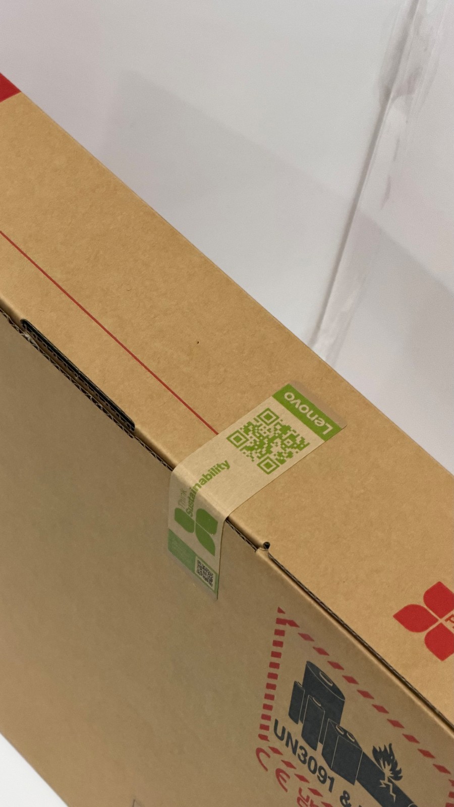 Lenovo ThinkPad T16 Gen 4/16″ /AMD Ryzen AI 7 Pro 350/16GB/256GB/AMD 860M GPU