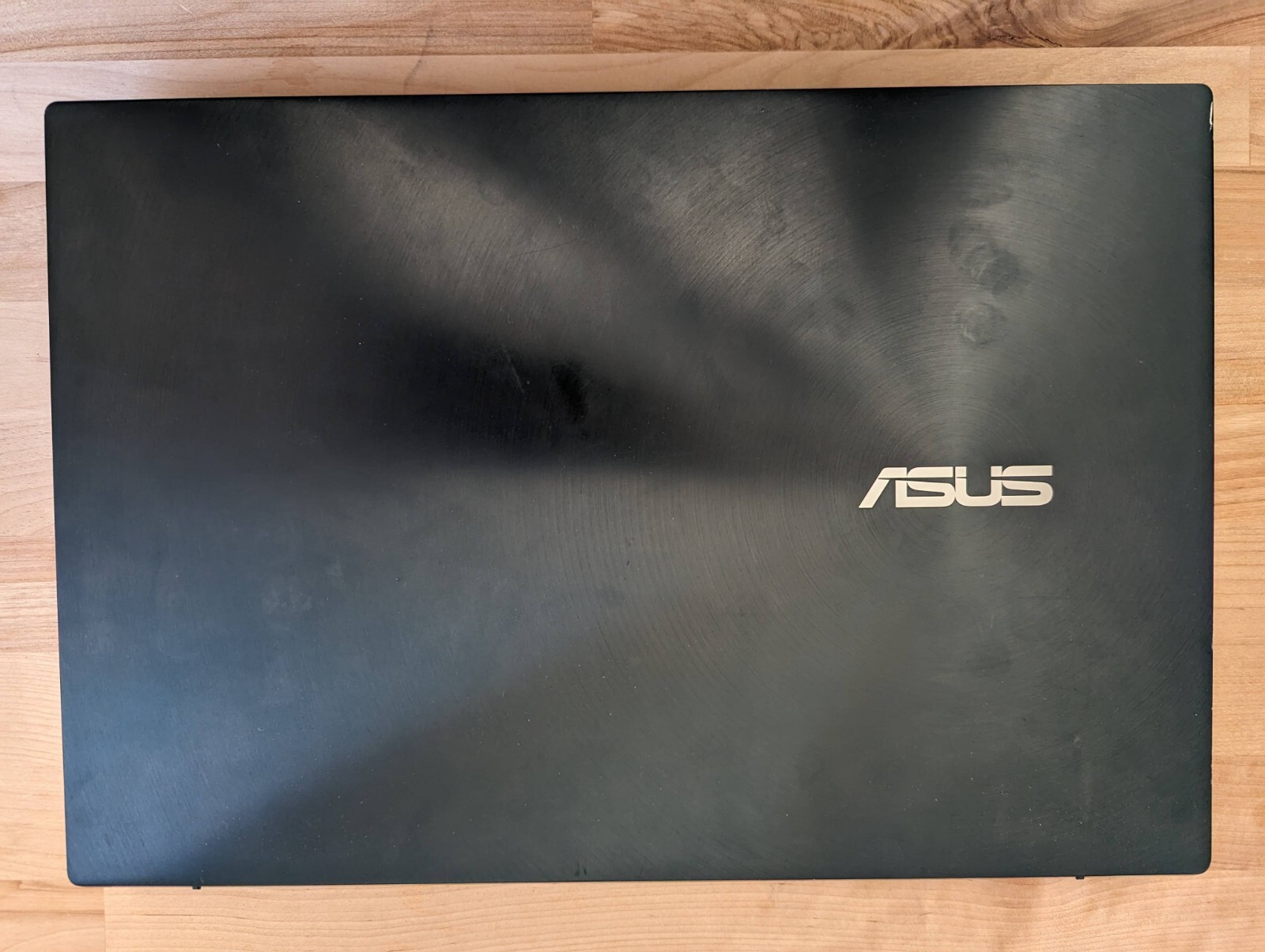 ASUS ZenBook Pro Duo 15.6″ OLED 4K Dual Touchscreen i9 32gb Ram 1TB SSD Blue