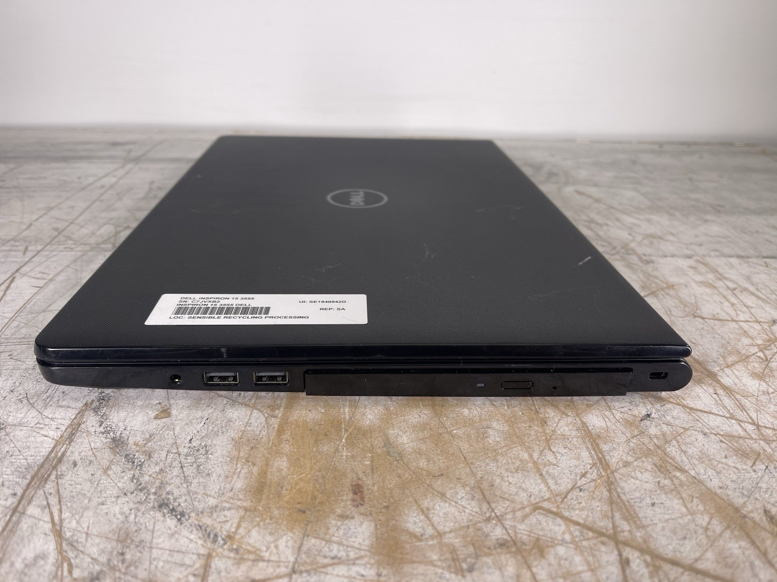 DELL INSPIRON 15 3555 AMD E2-6110 @ 1.5 GHz, NO RAM, NO HDD/OS – (PARTS)